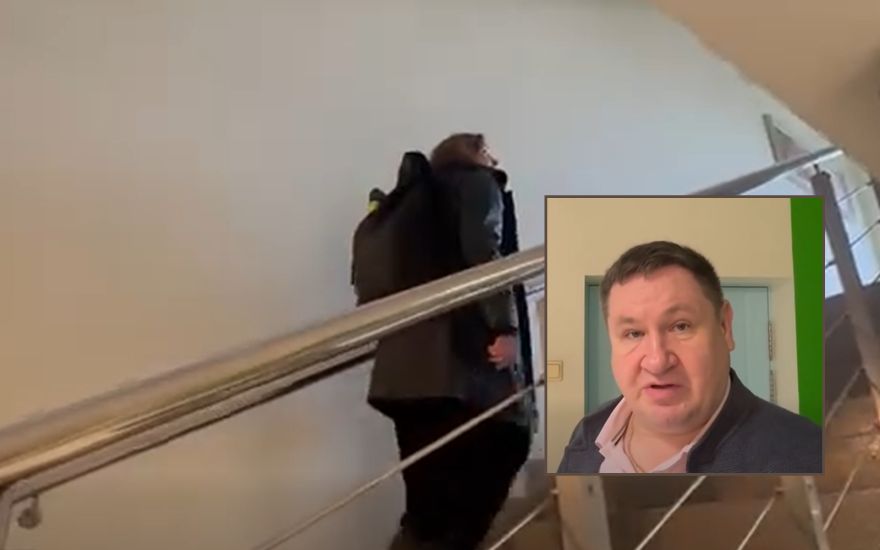 Egils Helmanis kritizē Ogres domē satiktos žurnālistus, kuri nevēlas runāt par viņu ar viņu