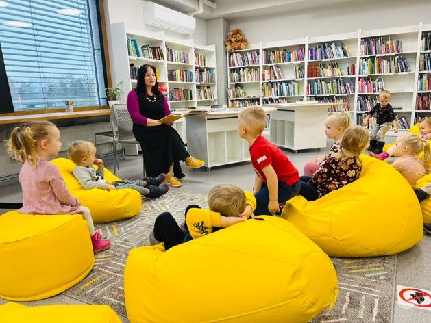 FOTO: Ikšķiles pilsētas bibliotēkā aizritējis pirmais pusgads jaunajās telpās