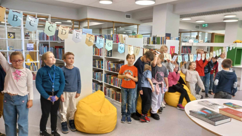 FOTO: Ikšķiles pilsētas bibliotēkā aizritējis pirmais pusgads jaunajās telpās