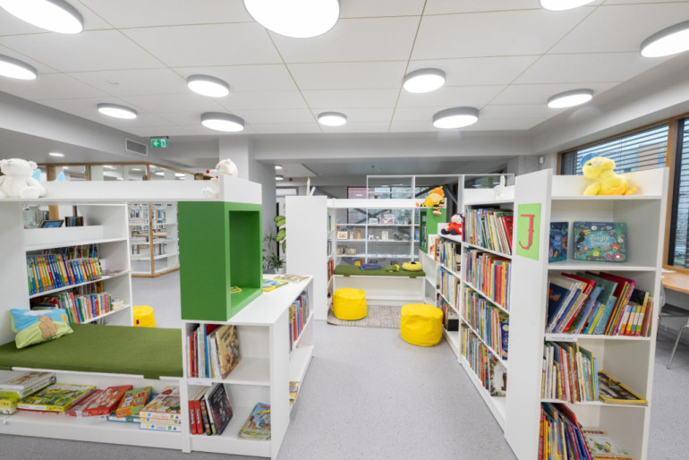 FOTO: Ikšķiles pilsētas bibliotēkā aizritējis pirmais pusgads jaunajās telpās