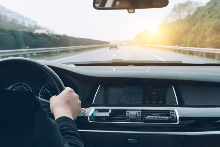 Tīnūžos, Ogrē un Ķeguma pieķerti autovadītāji reibumā un bez tiesībām