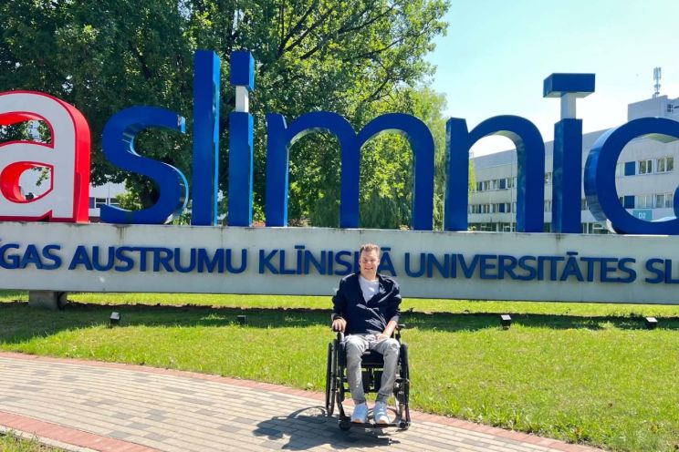Attēls rakstam: "Viena sekunde izmainīja visu" - mākslinieks Mareks Odumiņš atklāti par dienu pirms piecpadsmit gadiem