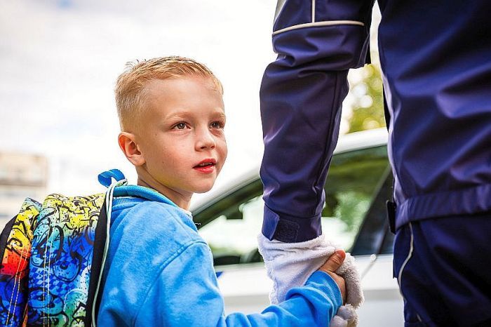 Operatīvie dienesti: Sākoties skolai, atgādini bērnam drošības noteikumus