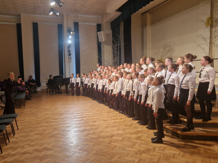 FOTO: Izskanējusi Ogres novada izglītības iestāžu koru skate