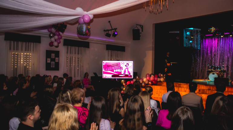 FOTO: Ikšķilē godināti aktīvākie, radošākie un iedvesmojošākie jaunieši