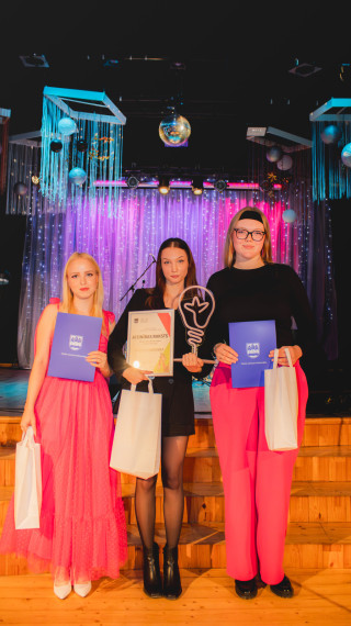 FOTO: Ikšķilē godināti aktīvākie, radošākie un iedvesmojošākie jaunieši