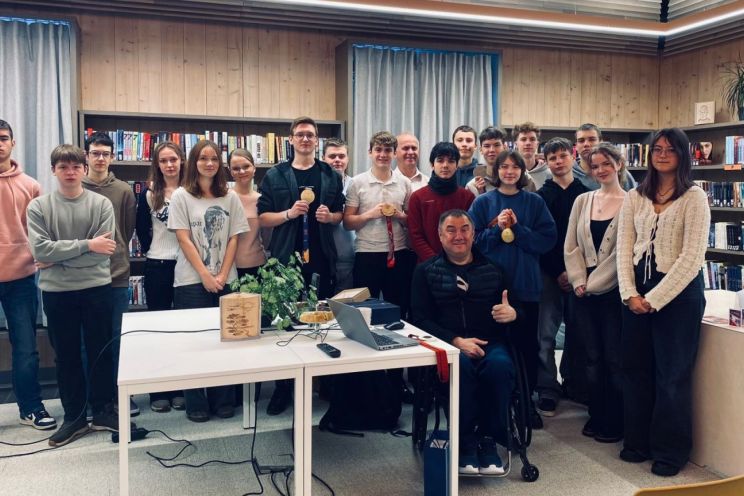 Attēls rakstam: Jauniešu lasītavā viesojas olimpiskais čepions Aigars Apinis