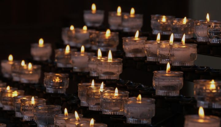 Novembrī notiks svecīšu vakari Ogres, Lēdmanes, Ķeguma, Ciemupes, Smiltāju, Ikšķiles un Ogresgala kapos