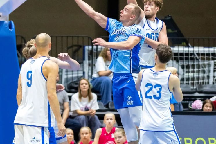 Attēls rakstam: 9 gadi komandā, mūžīga vieta Ogres basketbola stāstā - aizvadīta Kristapa Dārgā atvadu spēle