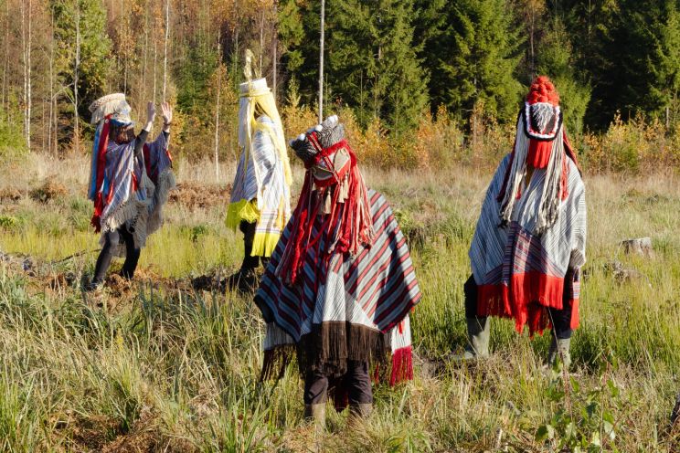 Attēls rakstam: Dokumentālā filma "Visi putni skaisti dzied"