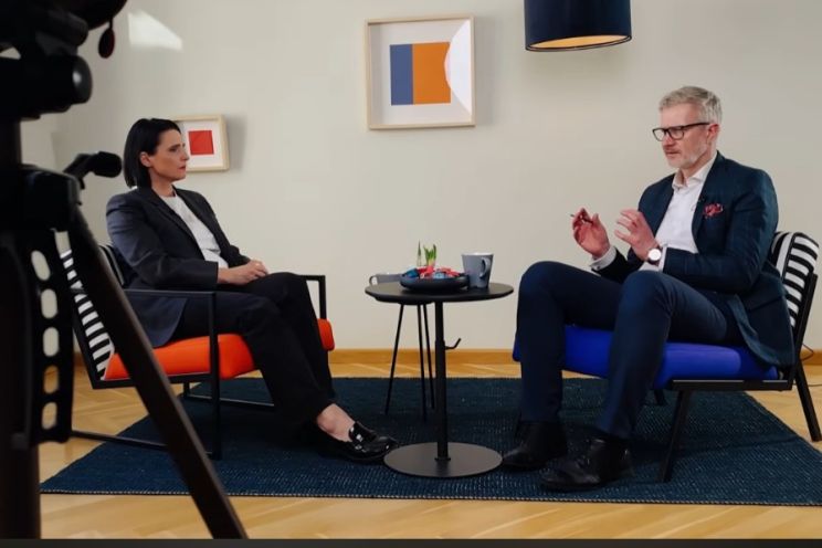 Attēls rakstam: Pelēkā māja un saskaņojumu labirints: kad pat krāsai vajag birokrātisku atļauju