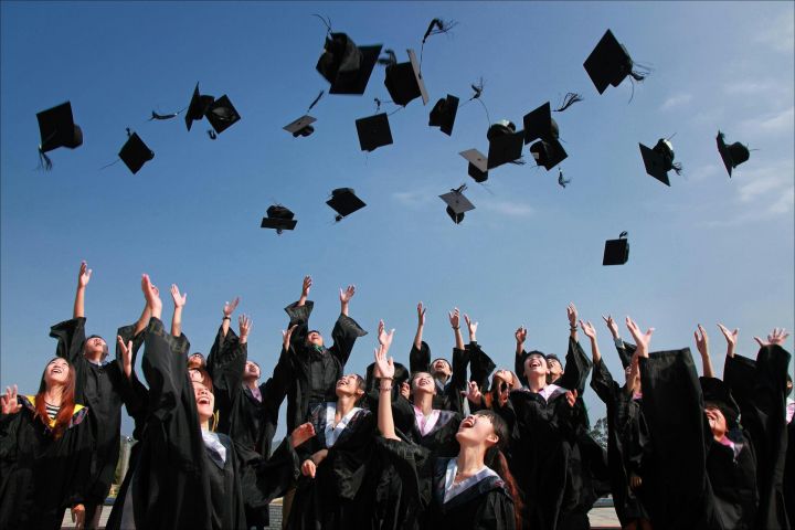 Augstskolās novēro pieaugošu interesi par studijām doktorantūrā
