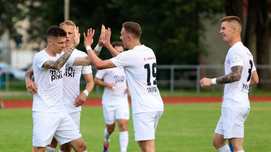 “Ogre United” devīto uzvaru pēc kārtas izcīna spēlē pret smilteniešiem