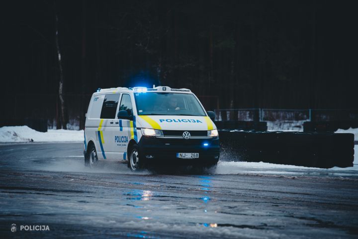 Otrdien policija apturējusi 18 agresīvus braucējus