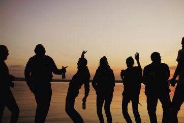 Attēls rakstam: Birzgalē persona traucē svētku ballei