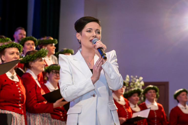 FOTO: Izskanējis Jauktā kora Grīva jubilejas koncerts &quot;Dieva dēli, Saules meitas&quot; 