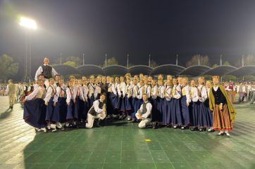 Attēls rakstam: FOTO: Liepājas vējš un enerģija svētkos uzlādēja arī Ogres novada jauniešu deju kolektīvus