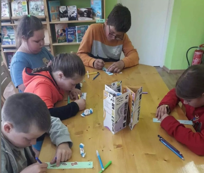Nometnē tiekas Ķeipenes seniori un bērni