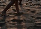 Attēls rakstam: Ogrē vīrietis staigā basām kājām