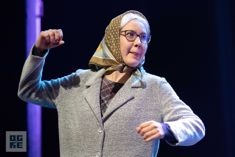 FOTO: Sapņi, atmiņas un piederība – Ogres Valsts ģimnāzijas Žetonvakars “Ģimnāzists 360 grādos”