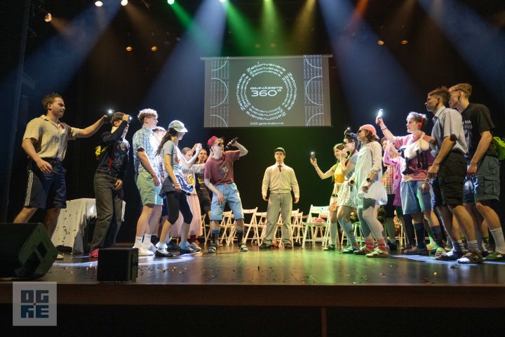 FOTO: Sapņi, atmiņas un piederība – Ogres Valsts ģimnāzijas Žetonvakars “Ģimnāzists 360 grādos”