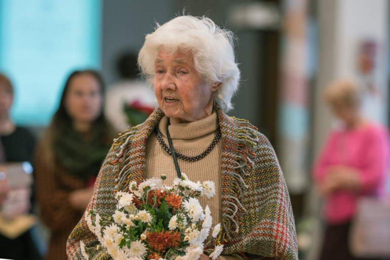 FOTO: Atklāta Tautas lietišķās mākslas studijas &quot;Saiva&quot; jubilejas izstāde