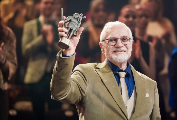 Bezmaksas skatīšanai pieejama Režisora Pētera Krilova darbu izlase portālā filmas.lv