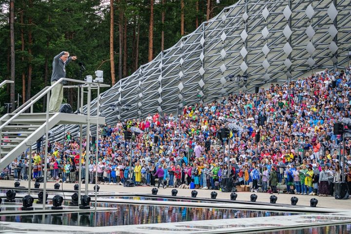 5. jūlijs - sestā svētku diena