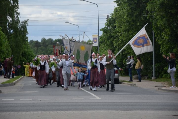 Aicina atsaukties vietējos uzņēmējus