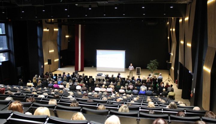 Aizvadīta Ogres novada izglītības darbinieku konference