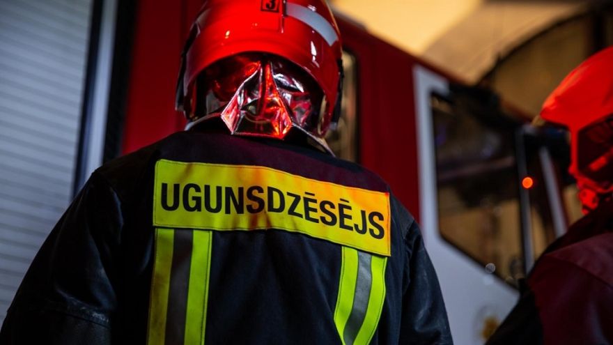 Aizvadītajā nedēļas nogalē dzēsts paaugstinātas bīstamības ugunsgrēks Krapes pagastā