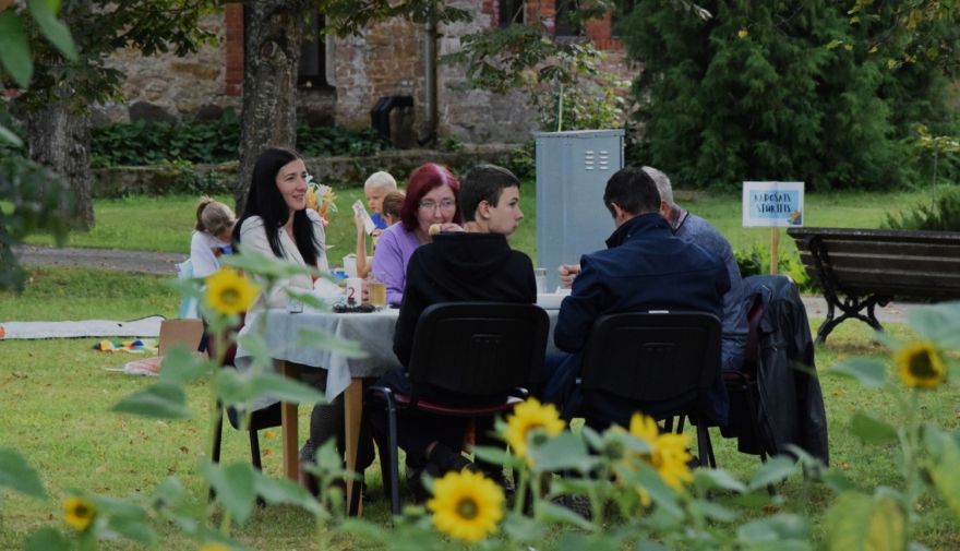 Aizvadītas "Mājas kafejnīcu dienas" Ogres novadā 2023