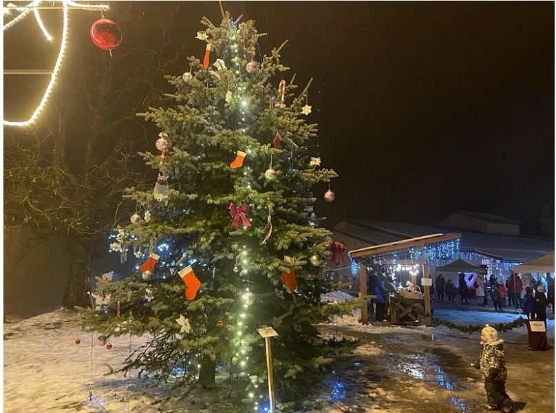 Aizvadīts pirmssvētku tirdziņš Birzgalē