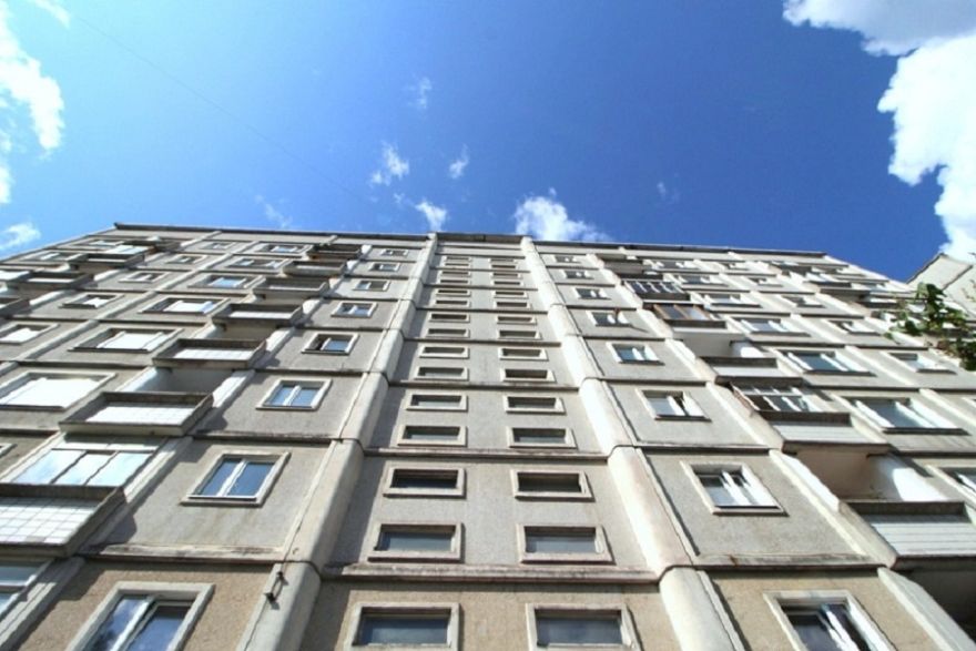 "Arco Real Estate": Decembrī augušas sērijveida dzīvokļu cenas arī Ogrē