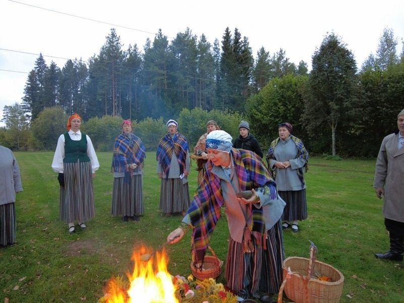Baltu Vienības dienas ugunskurs “Kaktiņos”