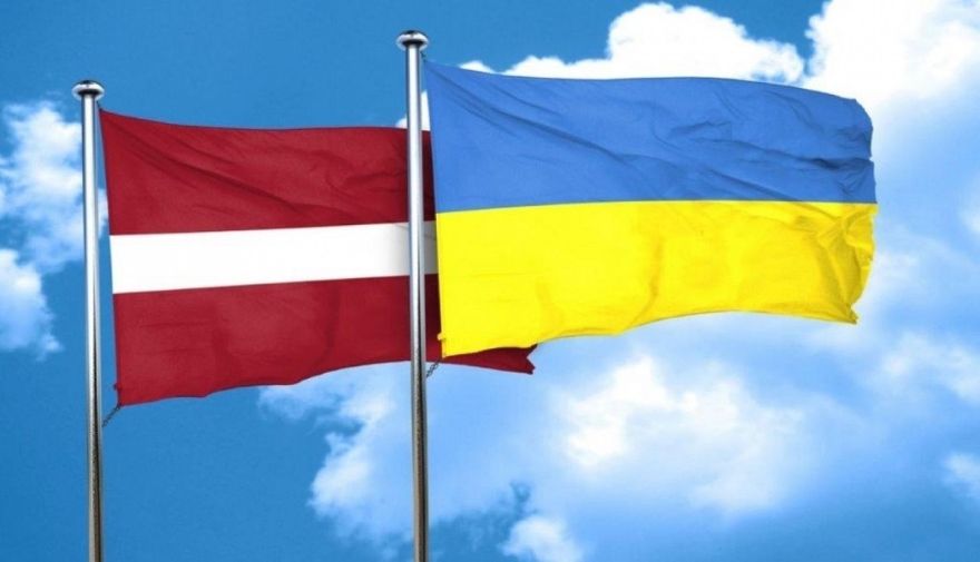 Černihivas pilsētas, Ukrainā, apsveikums  Ziemassvētkos un Jaunajā gadā