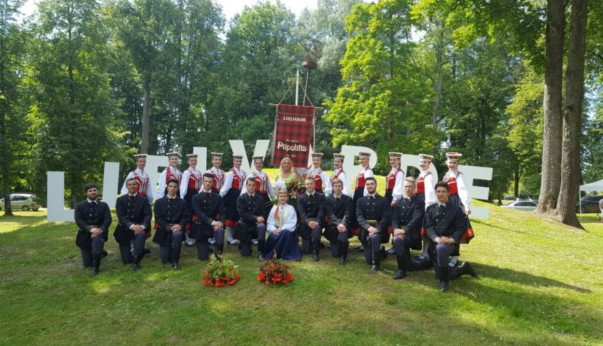 Deju kolektīva “Pūpolītis” 35 gadu jubilejas koncerts Lielvārdē