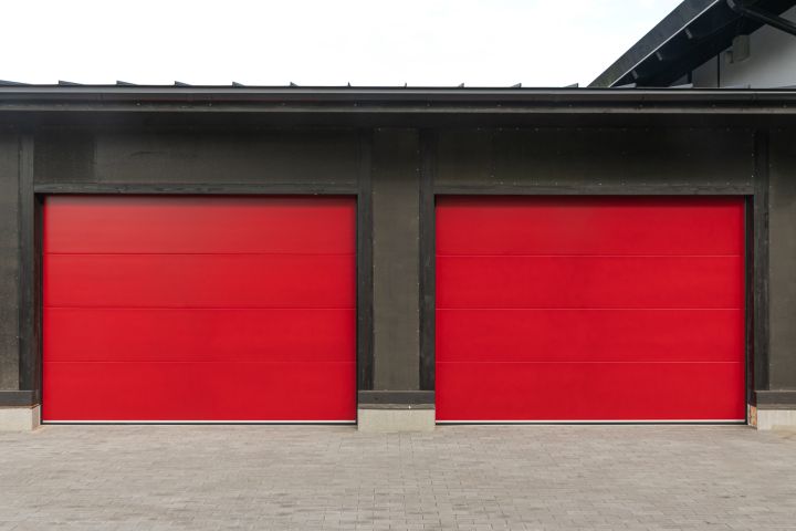 Droši, moderni un ilgmūžīgi garāžas vārti
