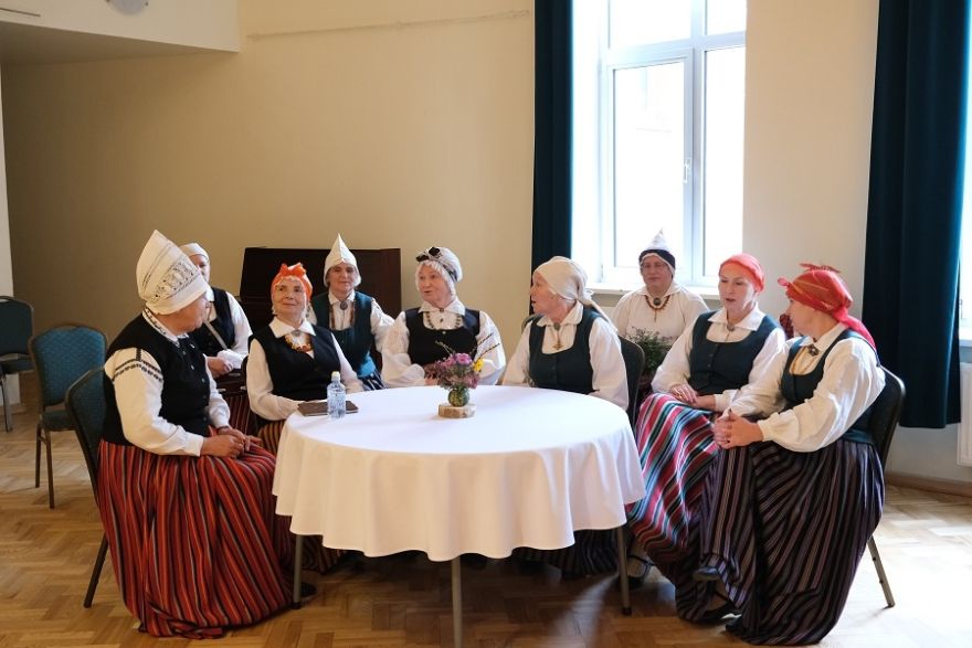Folkloras kopa ARTAVA svin 30 gadu jubileju