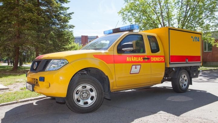 Gāzes noplūdes rezultātā no ēkām Ogres novadā evakuēti cilvēki