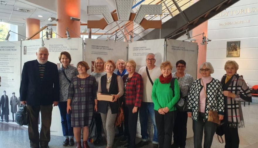 Ikšķiles Senioru skola iesaistījusies senioru skolu tīkla izveidē Latvijā