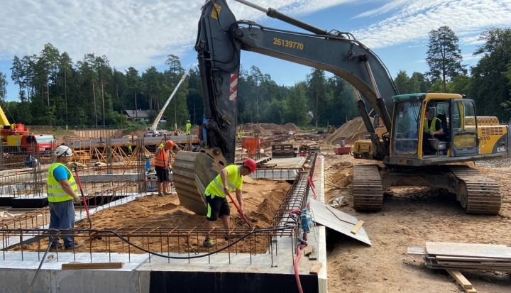 Informē par aktualitātēm būvniecības objektos