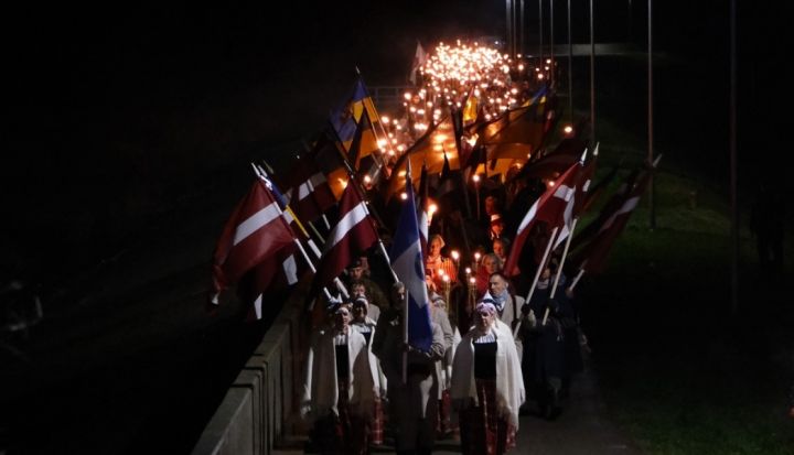 Lāčplēša dienā ogrēnieši godina savas tautas varoņus un Ukrainas aizstāvjus