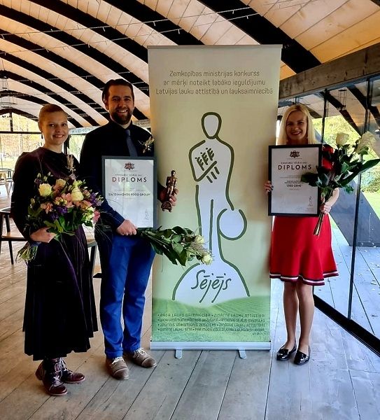 Laikraksta "Ogres Vēstis Visiem" 19.oktobra numurā: