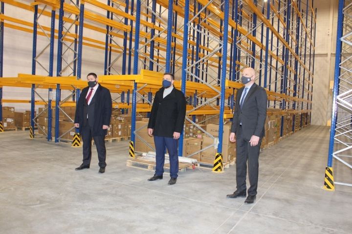 Laikraksta "Ogres Vēstis Visiem" 20.aprīļa numurā: