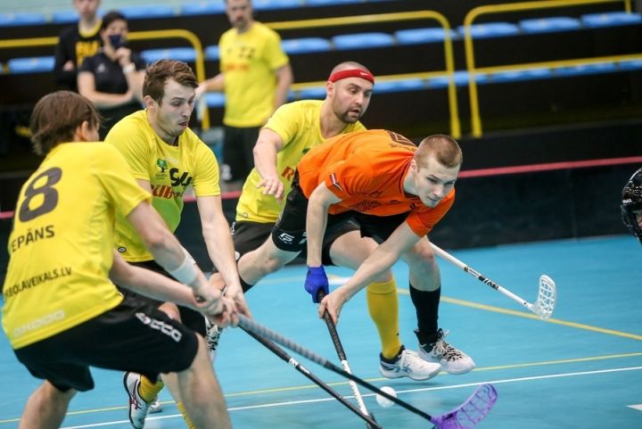 Laikraksta "Ogres Vēstis Visiem" 25.maija numurā: