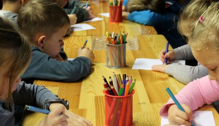 Lemj par pirmsskolas pedagogu amatu vienību skaitu un darba samaksu
