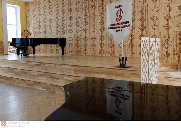 Lielvārdes novada mūzikas un mākslas skola par vienu soli tuvāk augsta līmeņa koncertzāles ierīkošanai