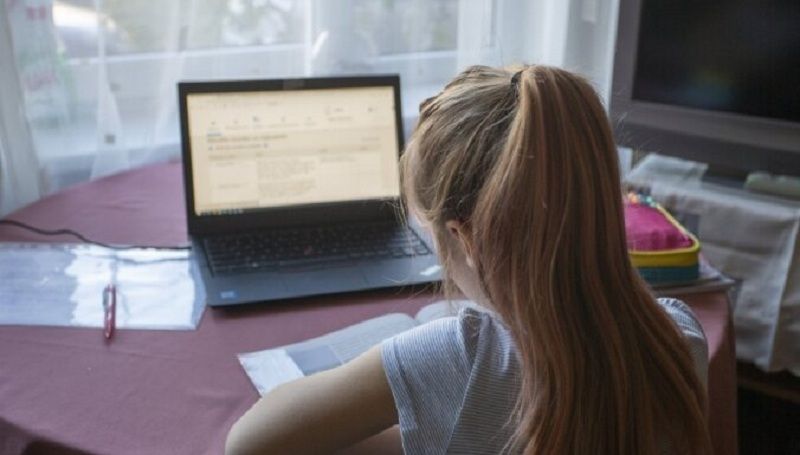 Lielvārdes novada pieredzes stāsts attālināto mācību laikā – kā veicas izglītības iestādēm, skolotājiem un skolēniem?