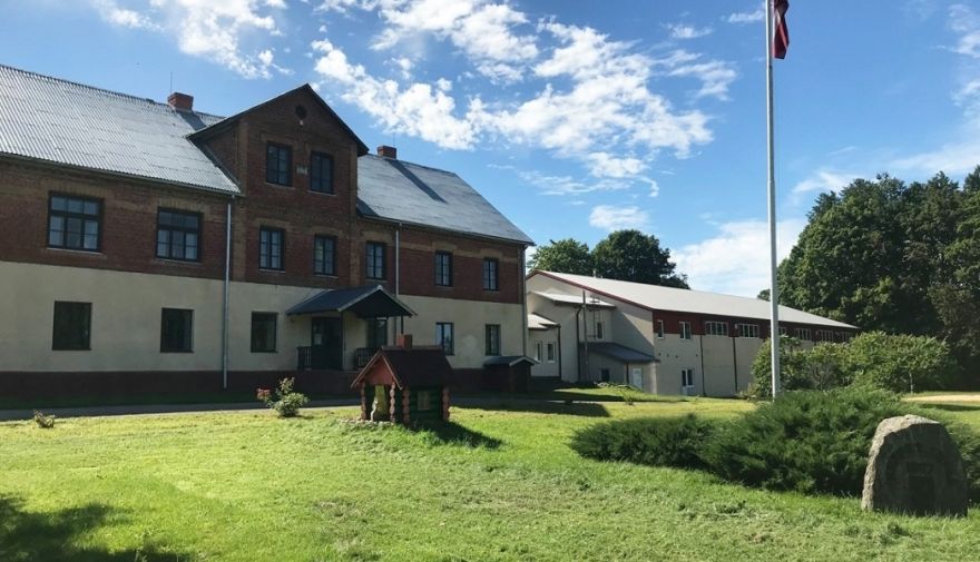 Nomas tiesību izsole par telpu nomu ēkā  "Skola" Krapes pagastā
